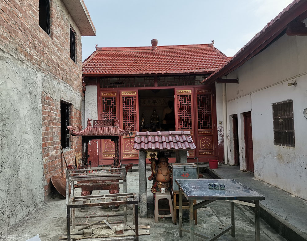 西禅寺内景.jpg