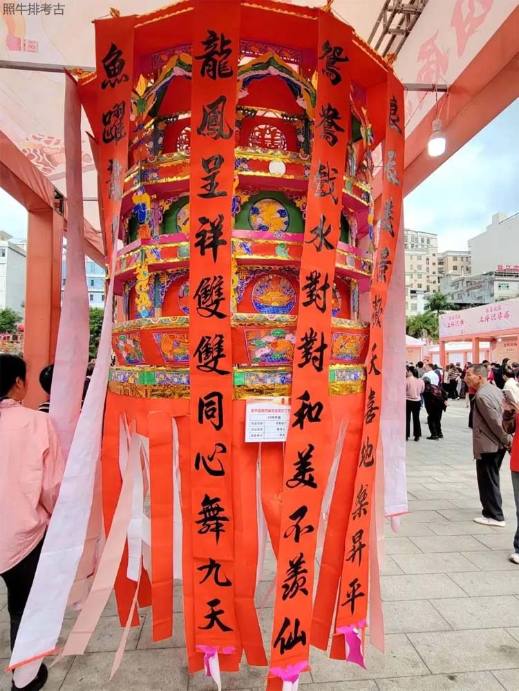 忠信花灯传承人赖秀山的花灯作品.jpg