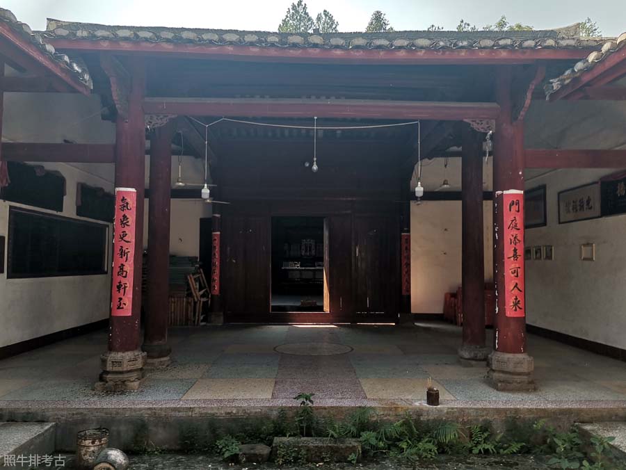陈元公祠中厅.jpg