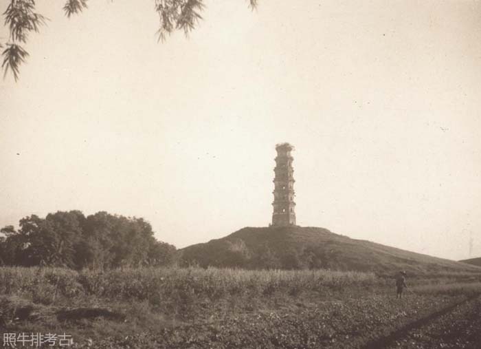 河源龟峰塔，1934-1939年.jpg